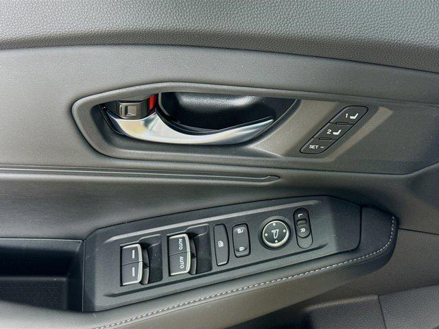 new 2025 Honda Accord Hybrid car, priced at $35,369