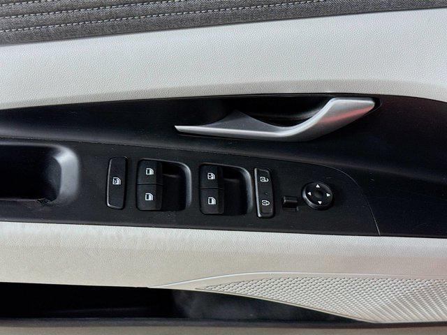 used 2021 Hyundai Elantra car, priced at $15,738