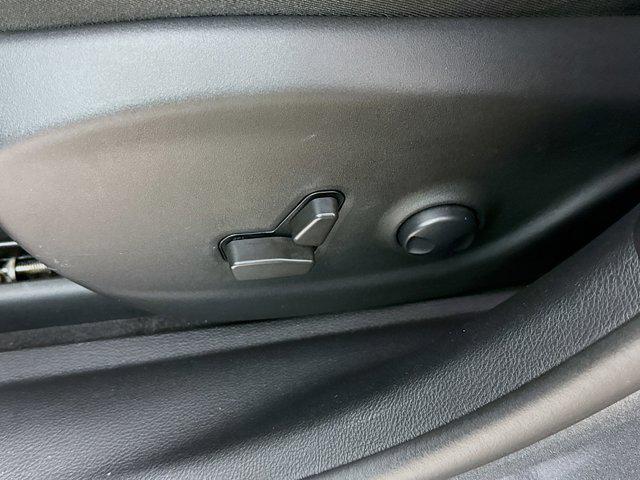 used 2022 Jeep Cherokee car, priced at $26,088