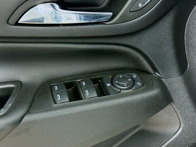 used 2022 Chevrolet Equinox car, priced at $20,911