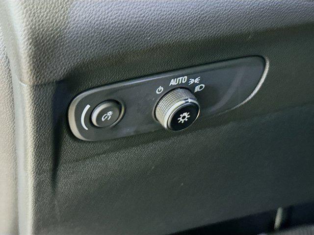 used 2023 Buick Envision car, priced at $23,112