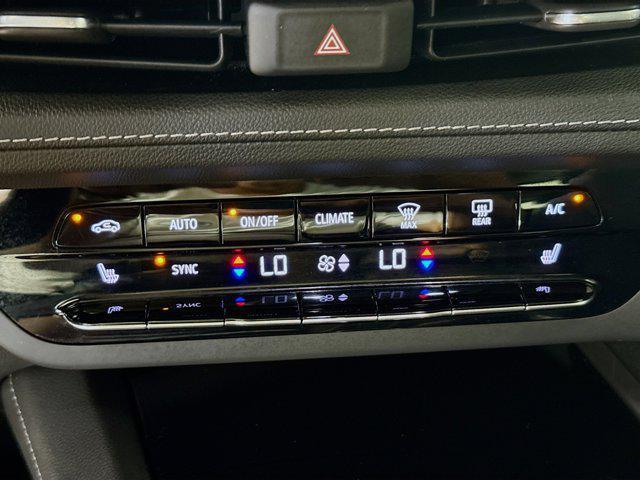 used 2023 Buick Envision car, priced at $23,112