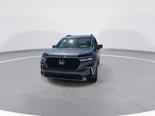 new 2025 Honda Pilot car, priced at $53,825
