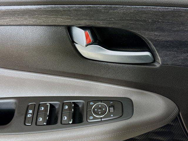 used 2019 Hyundai Santa Fe car, priced at $17,670