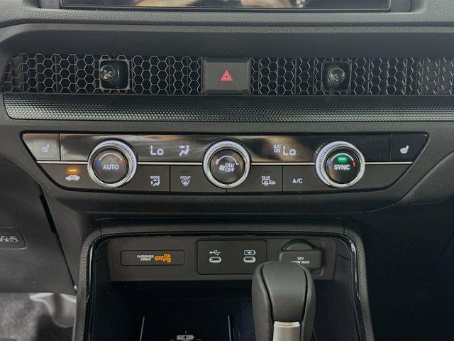 new 2026 Honda CR-V Hybrid car, priced at $38,438