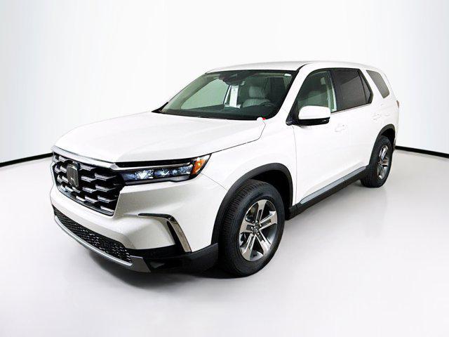 new 2025 Honda Pilot car, priced at $43,986