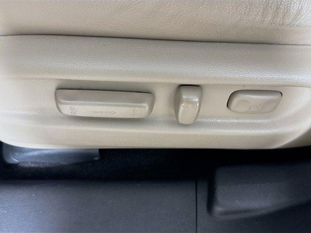 used 2021 Honda Pilot car, priced at $27,252
