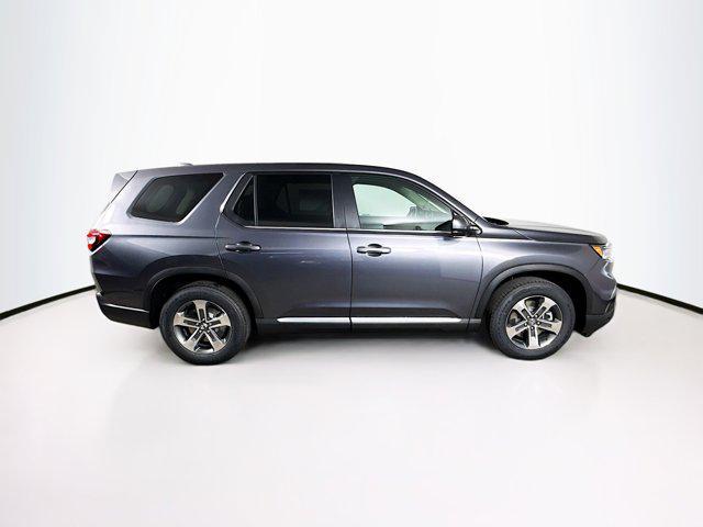 new 2025 Honda Pilot car, priced at $45,216