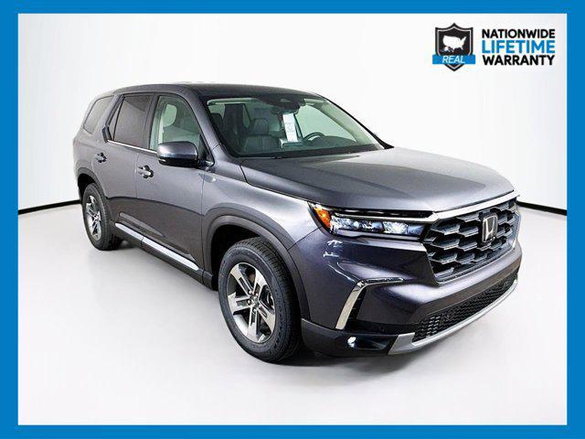 new 2025 Honda Pilot car, priced at $45,216