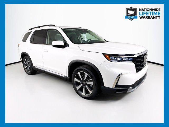 new 2025 Honda Pilot car, priced at $47,048