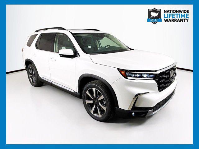 new 2025 Honda Pilot car, priced at $48,002