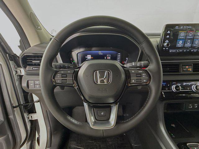 new 2025 Honda Pilot car, priced at $50,971