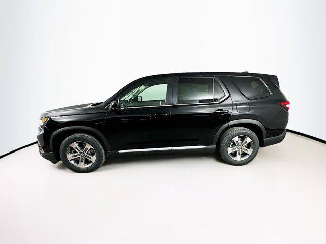 new 2025 Honda Pilot car, priced at $44,206