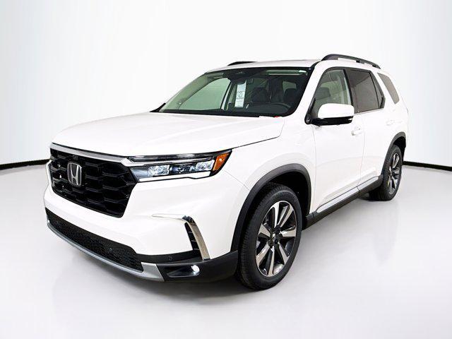 new 2025 Honda Pilot car, priced at $50,971