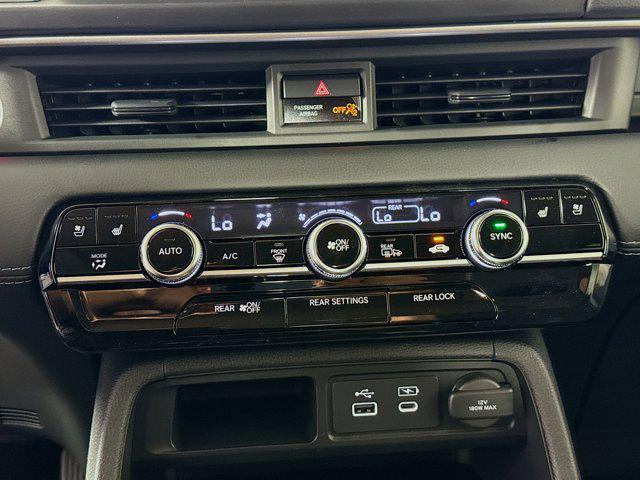 new 2025 Honda Pilot car, priced at $50,971