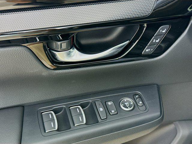 used 2025 Honda CR-V car, priced at $35,482