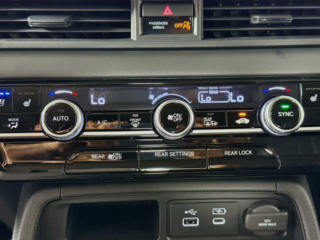 new 2025 Honda Pilot car, priced at $51,043