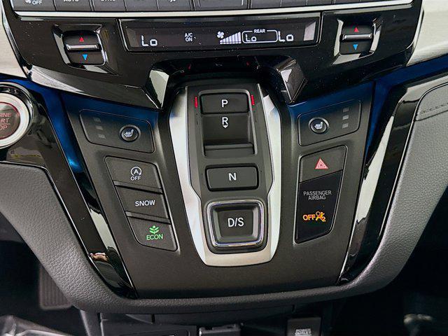new 2025 Honda Odyssey car, priced at $45,074