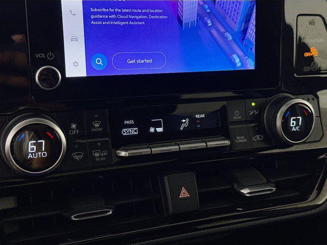 used 2023 Toyota Highlander car, priced at $37,548