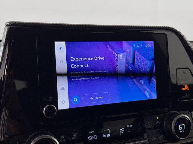 used 2023 Toyota Highlander car, priced at $37,548