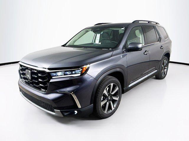 new 2025 Honda Pilot car, priced at $49,158