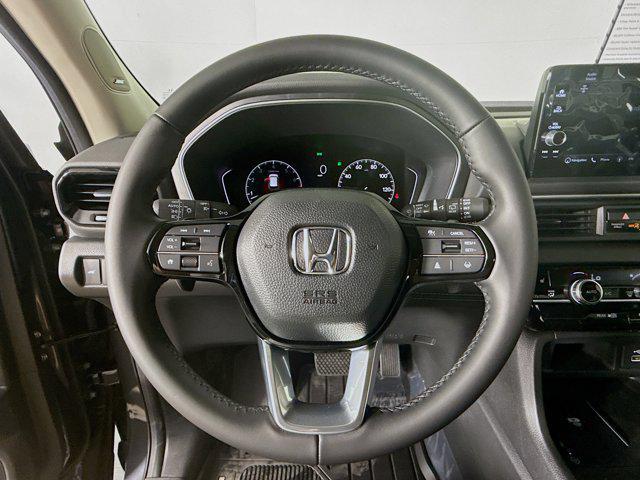 new 2025 Honda Pilot car, priced at $49,158