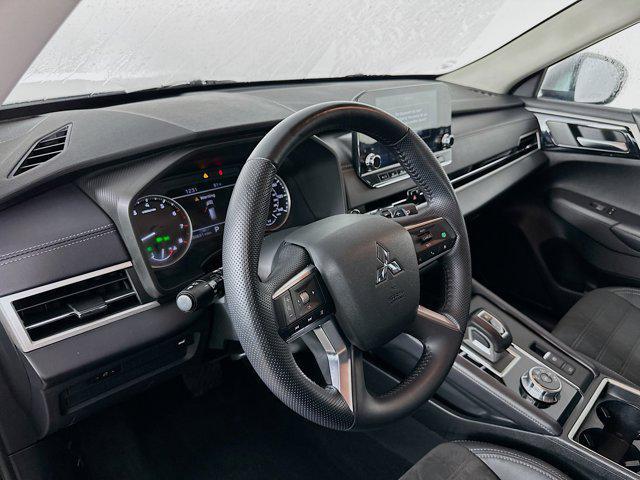 used 2023 Mitsubishi Outlander car, priced at $22,555