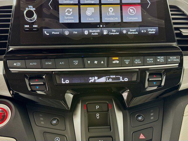 new 2025 Honda Odyssey car, priced at $41,350