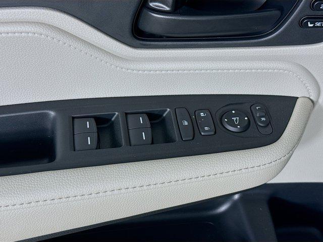 new 2025 Honda Odyssey car, priced at $41,350