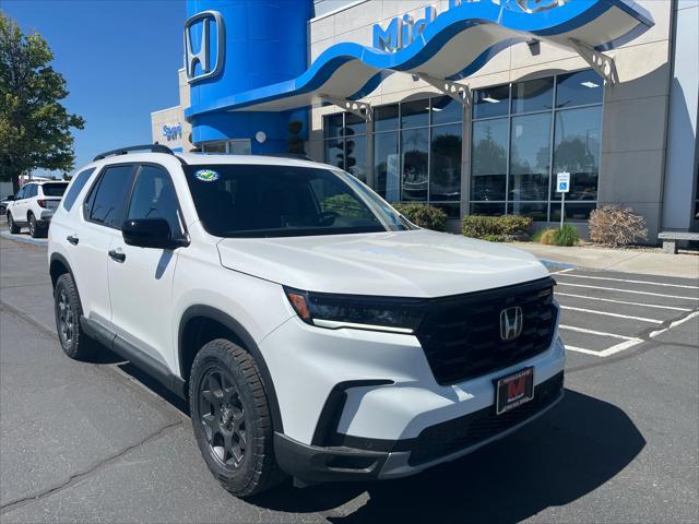 new 2025 Honda Pilot car, priced at $51,430