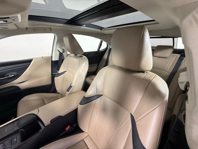 used 2021 Lexus ES 350 car, priced at $35,990
