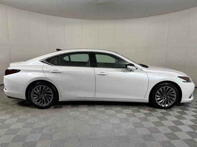 used 2021 Lexus ES 350 car, priced at $35,990