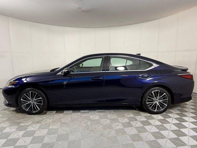 used 2025 Lexus ES 300h car, priced at $44,890