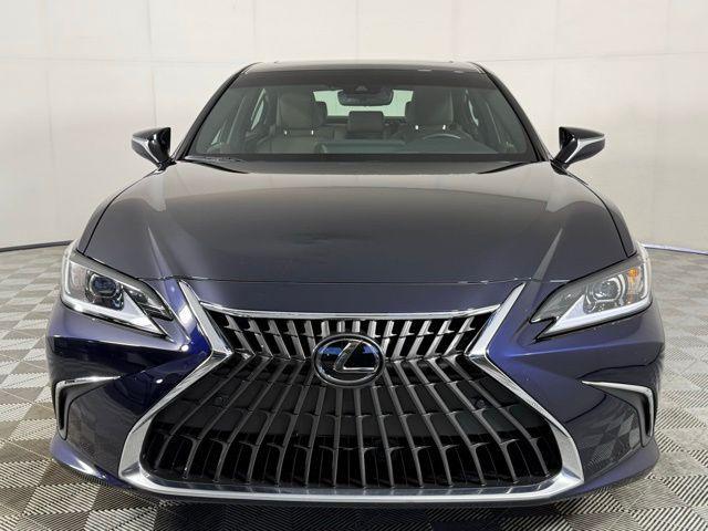used 2025 Lexus ES 300h car, priced at $44,890