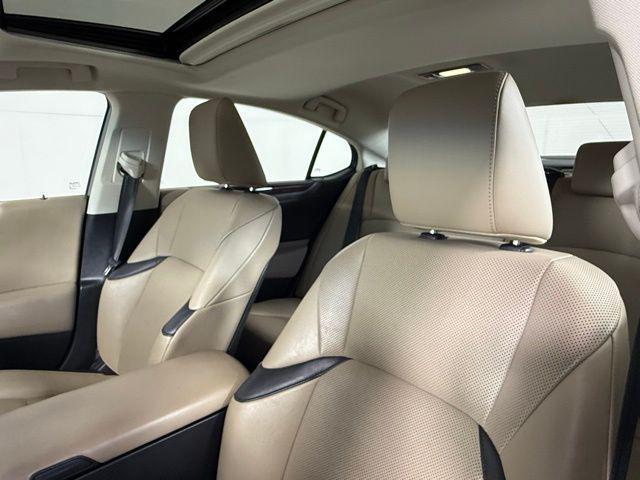 used 2019 Lexus ES 350 car, priced at $23,990