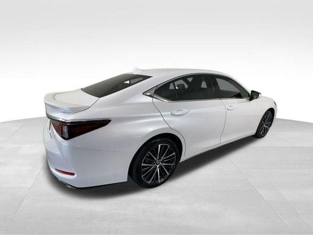 new 2025 Lexus ES 350 car, priced at $50,399