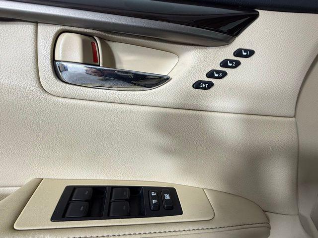 used 2013 Lexus ES 350 car, priced at $11,390