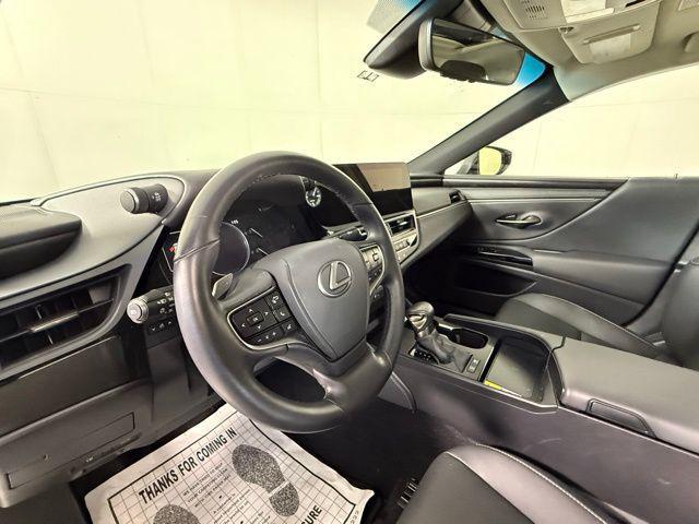used 2025 Lexus ES 300h car, priced at $45,990