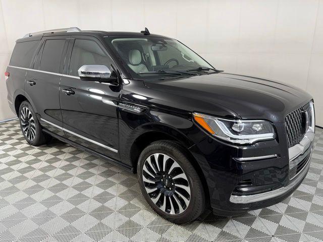 used 2023 Lincoln Navigator car, priced at $59,990