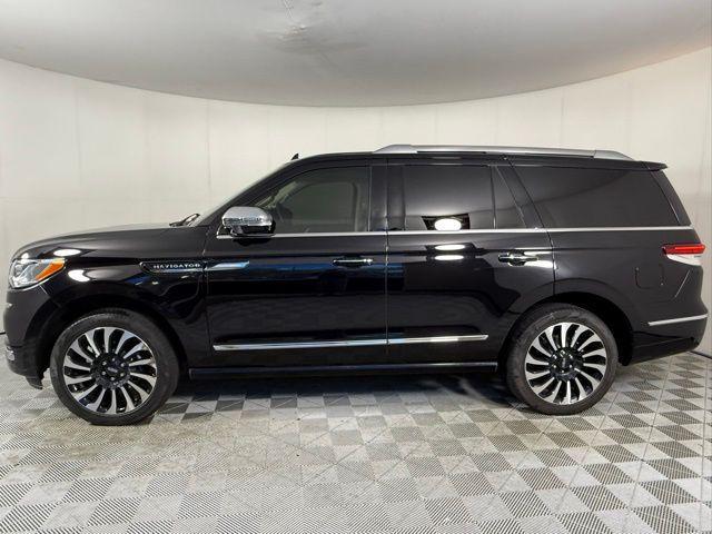 used 2023 Lincoln Navigator car, priced at $59,990