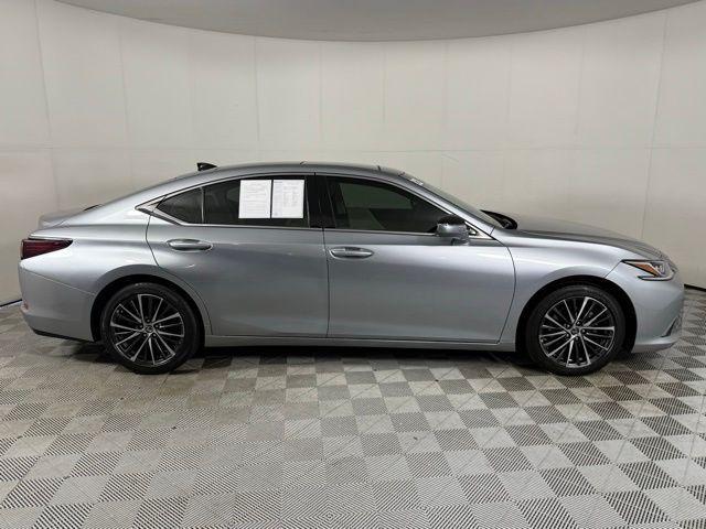 used 2022 Lexus ES 350 car, priced at $37,990