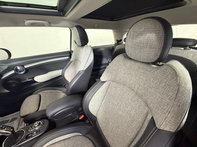 used 2021 MINI Hardtop car, priced at $19,990