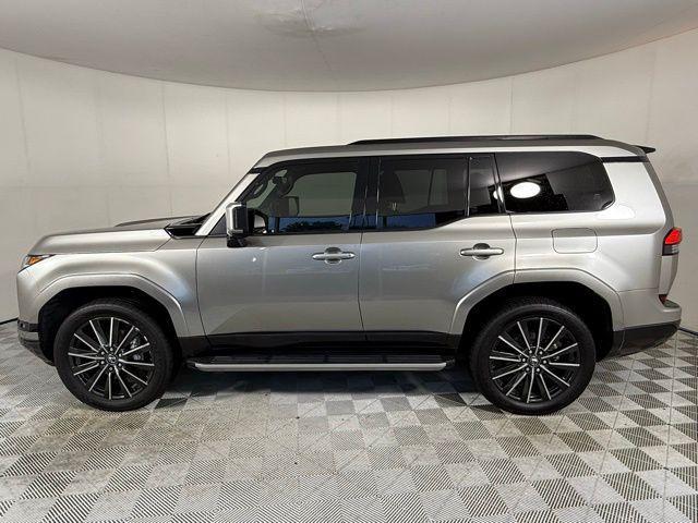 used 2024 Lexus GX 550 car, priced at $86,990