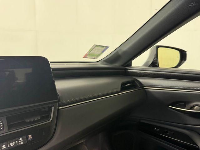 used 2023 Lexus ES 350 car, priced at $39,990