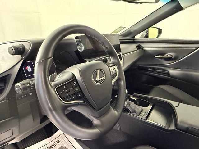 used 2023 Lexus ES 350 car, priced at $39,990