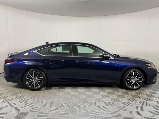 used 2023 Lexus ES 350 car, priced at $39,990