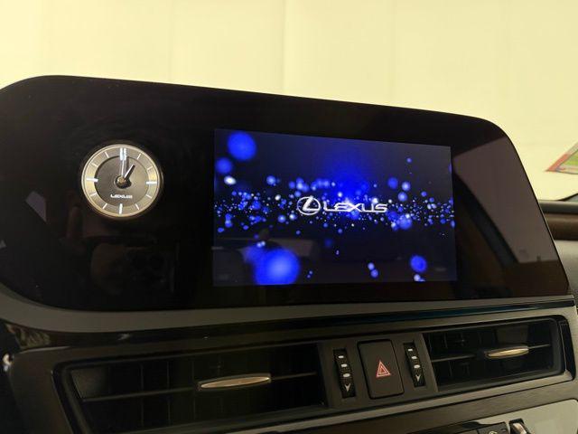 new 2025 Lexus ES 350 car, priced at $47,765