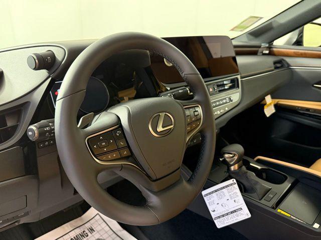 new 2025 Lexus ES 350 car, priced at $47,765