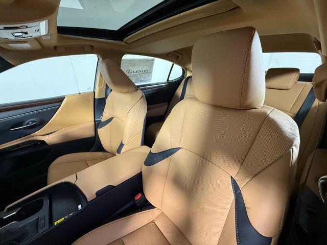 new 2025 Lexus ES 350 car, priced at $47,765