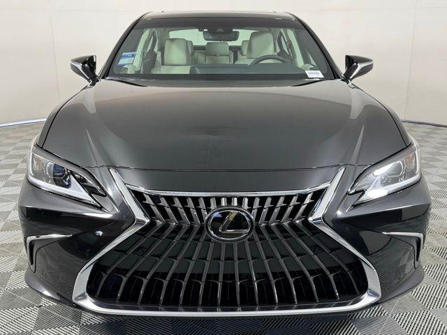 new 2025 Lexus ES 300h car, priced at $50,624